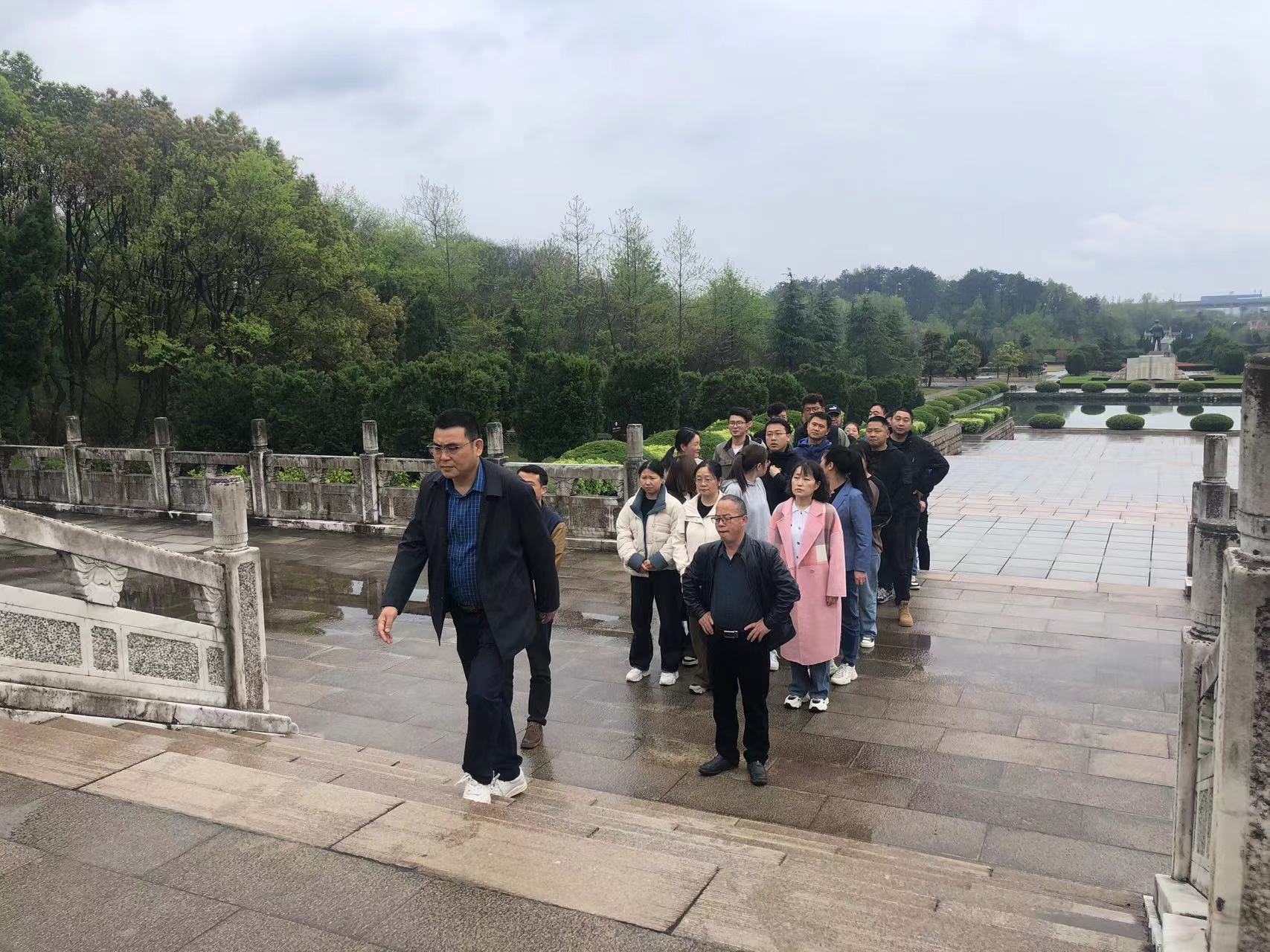 緬懷革命先輩、賡續(xù)紅色血脈——遠(yuǎn)通檢測(cè)赴獨(dú)秀園追尋紅色記憶