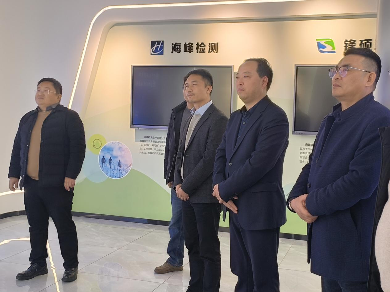 并肩同筑新時代，攜手共創(chuàng)新未來